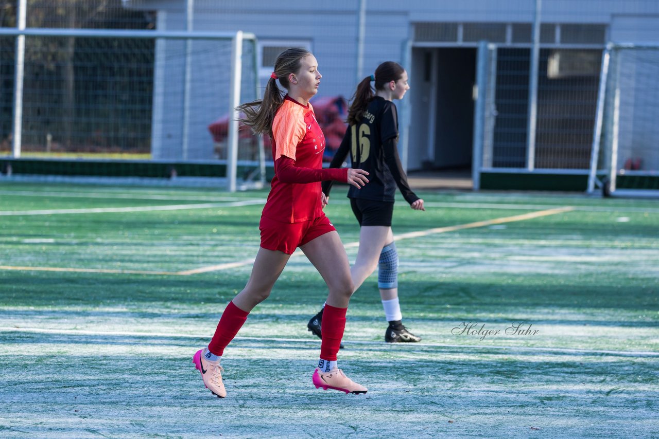 Bild 227 - wBJ VfL Pinneberg2 - Eimsbuttler TV 3 : Ergebnis: 5:0